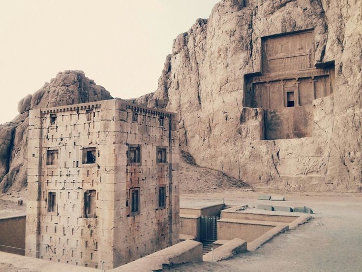 تور نقش رستم